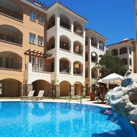 St Nicolas Aparthotel 3*