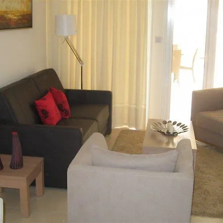 Aparthotel St Nicolas Klorakas