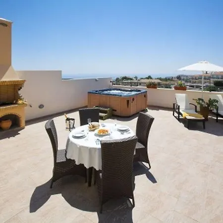 Apartahotel St Nicolas Klorakas